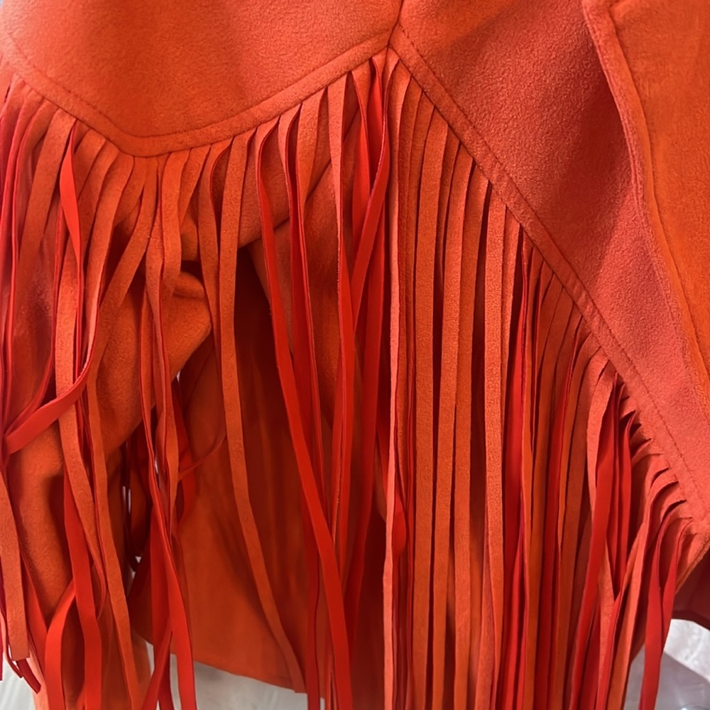 NWOT Cropped faux suede Fringe  jacket size small - Picture 2 of 4